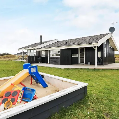 Holiday Xiii * Hirtshals